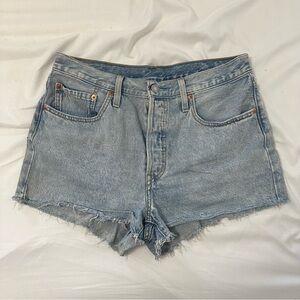 LEVIS DENIM SHORTS